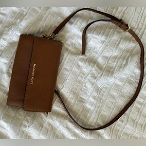 Michael kors wallet on chain